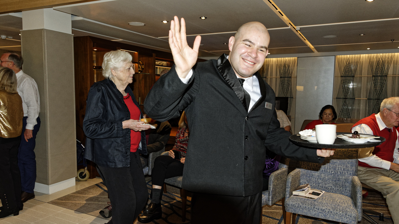 20191225 012028 AT SEA